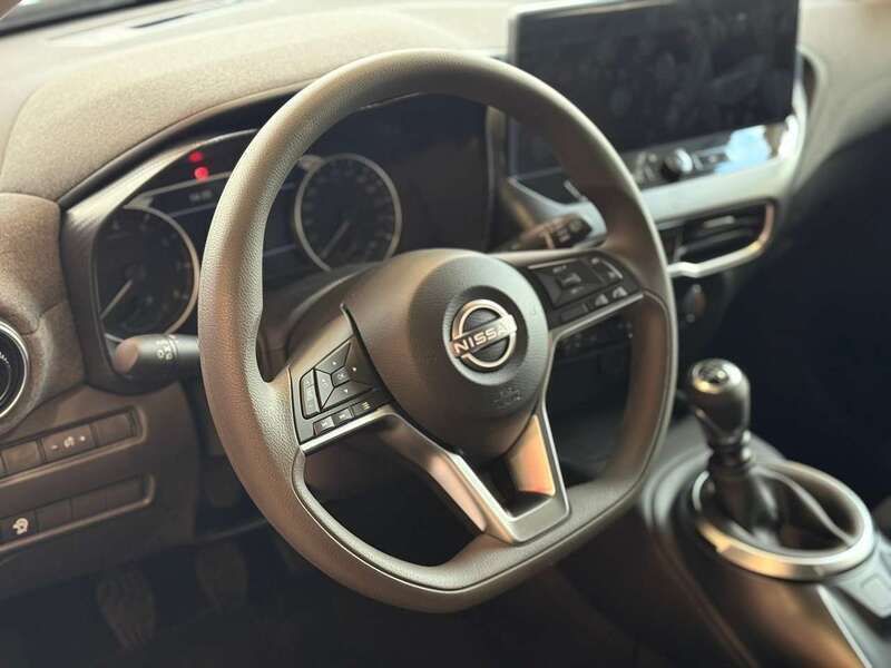 Nuova Nissan Juke Acenta 114 CV (83 kW) 2025 Pearl black SUV