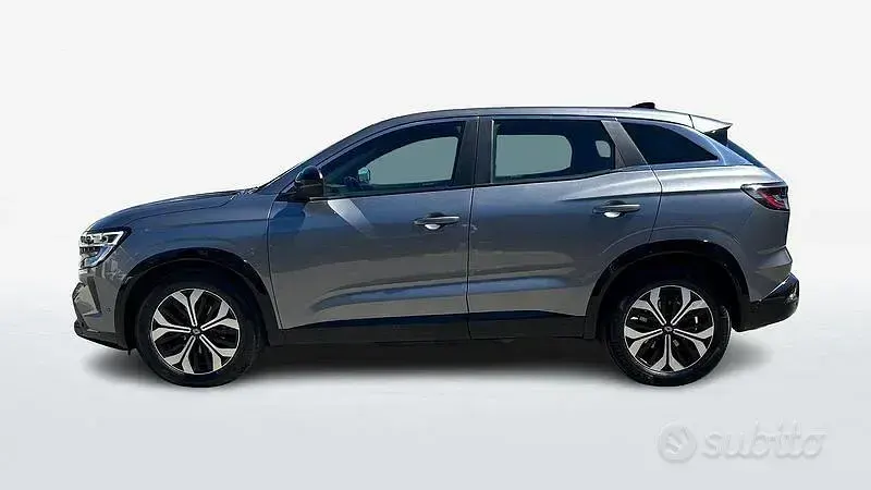 Usata Renault Austral Equilibre 131 CV (96 kW) 2023 Grigio scuro SUV