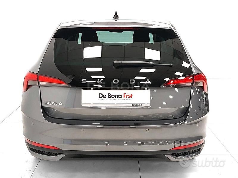 Usata Skoda Scala Style 116 CV (85 kW) 2024 Grigio Utilitaria