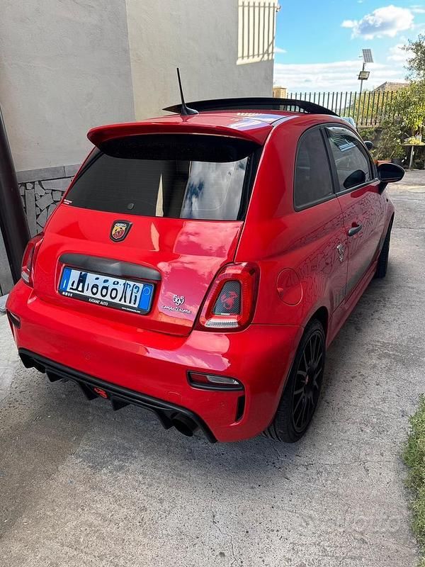Usata Abarth 500 330 CV (242 kW) 2017 Rosso