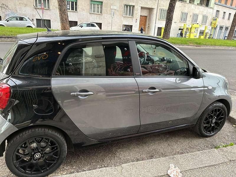 Usata Smart ForFour Passion 71 CV (52 kW) 2019 Utilitaria