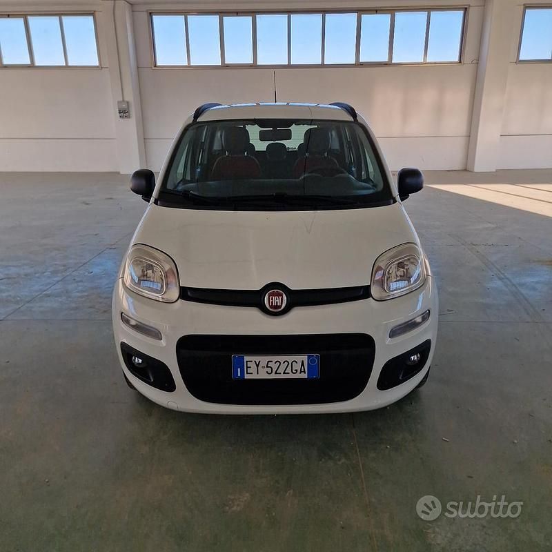 Usata Fiat Panda Easy 85 CV (62 kW) 2015 Bianco Utilitaria