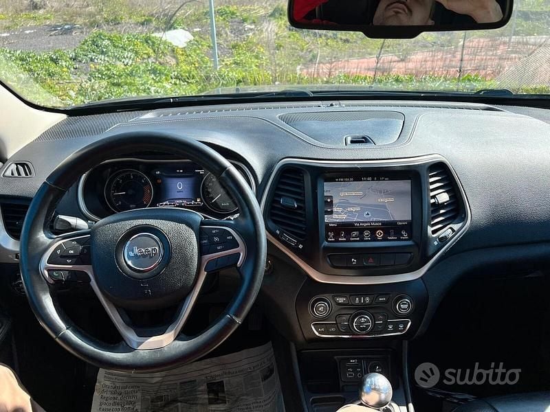 Second-hand Jeep Cherokee Limited 140 CP (102 kW) 2014 Gri SUV