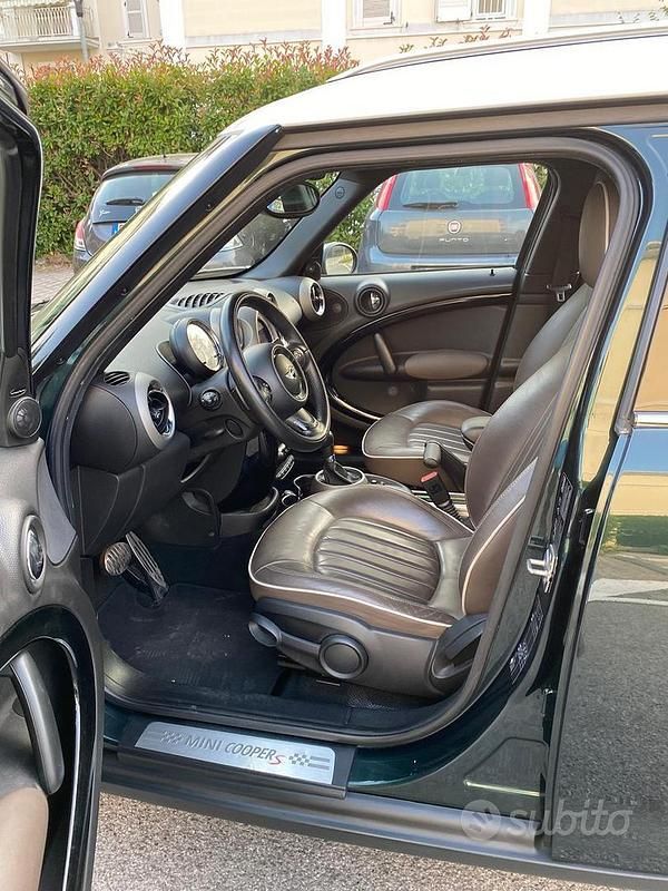 Usata Mini Countryman 184 CV (135 kW) 2012 Verde SUV