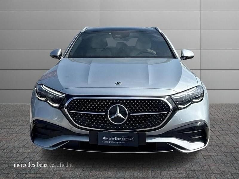 Usata Mercedes E220 AMG Line Premium 197 CV (144 kW) 2024 Grigio Station wagon