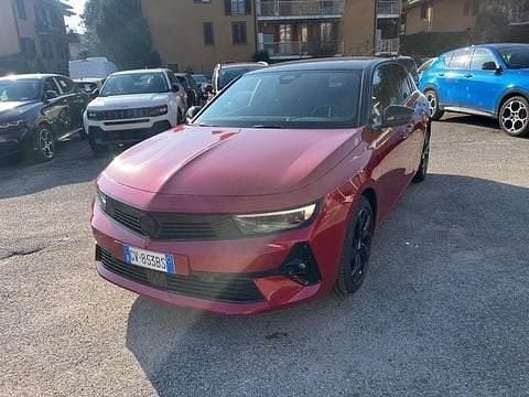 Usata Opel Astra 131 CV (96 kW) 2024 Rosso Utilitaria