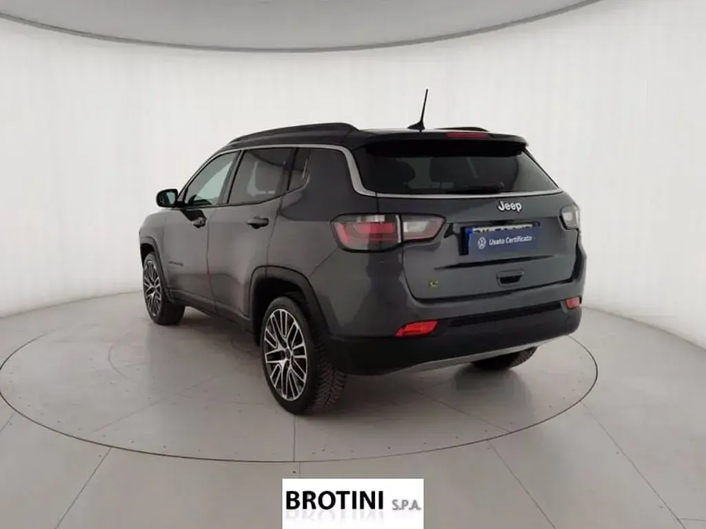 Usata Jeep Compass Limited 131 CV (96 kW) 2023 Grigio metallizzato SUV