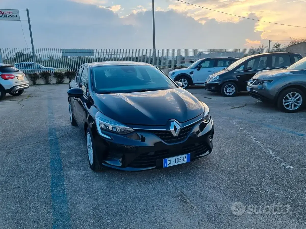 Usata Renault Clio V 91 CV (66 kW) 2022 Nero Berlina