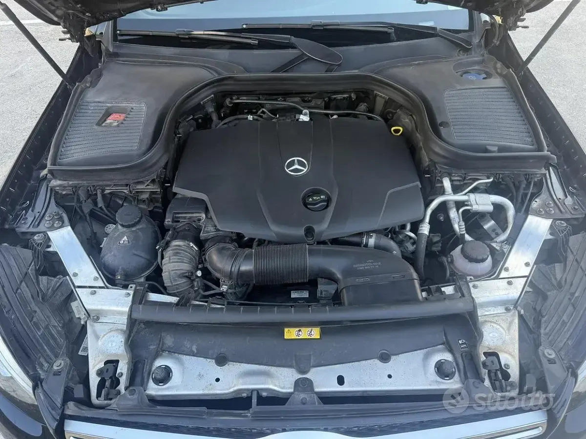 Usata Mercedes GLC220 Premium 194 CV (142 kW) 2018 Nero SUV