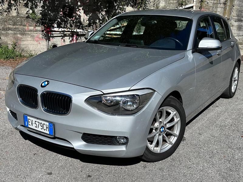 Argento Usata 2014 BMW 116 Due volumi | 6700 € (Super prezzo) - Immagine 1/4