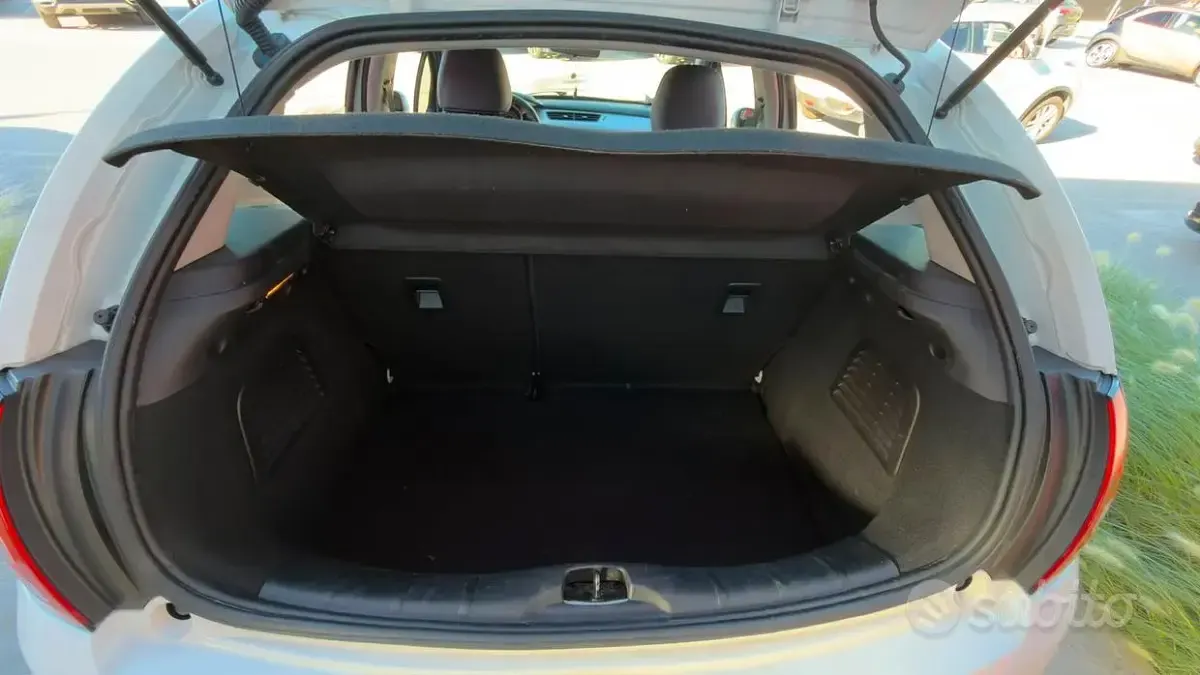 Usata Citroën C3 68 CV (50 kW) 2012 Bianco Berlina