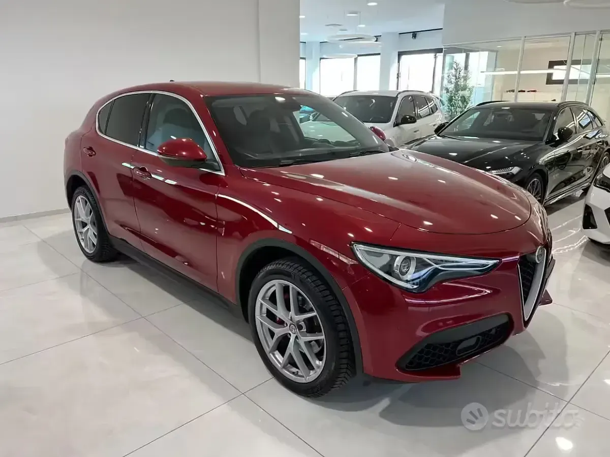 Usata Alfa Romeo Stelvio 280 CV (205 kW) 2017 Rosso SUV