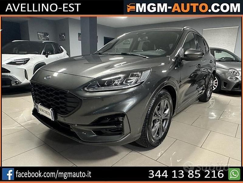 Usata Ford Kuga ST-Line X 120 CV (88 kW) 2022 Grigio SUV
