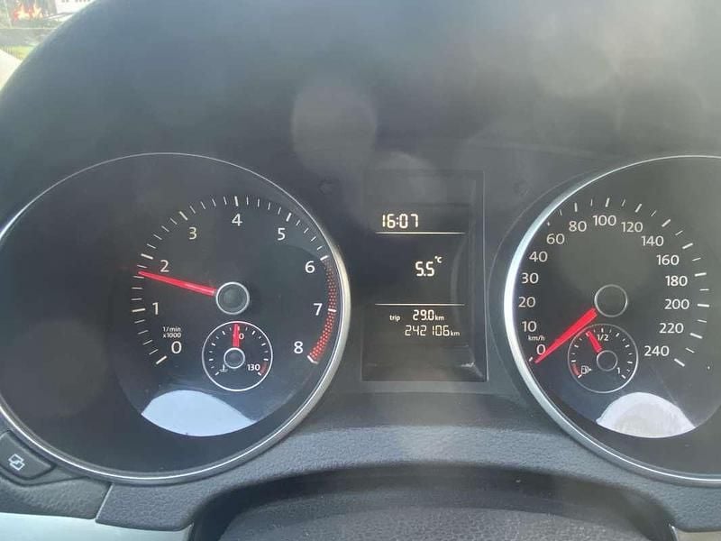 Usata VW Golf VII 102 CV (75 kW) 2012 Bianco Berlina