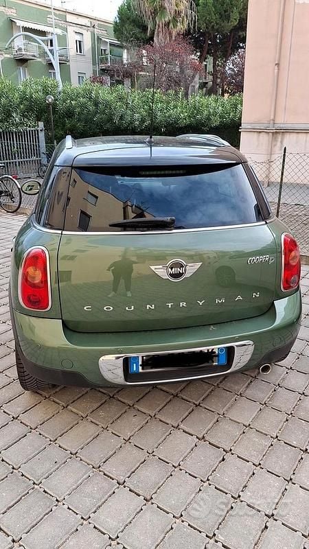 Usata Mini Countryman 111 CV (81 kW) 2016 Verde SUV