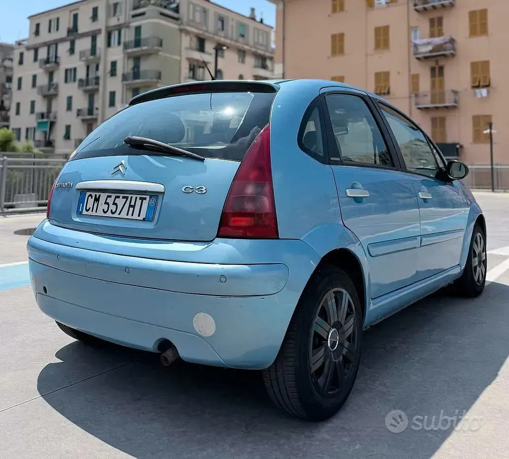 Usata Citroën C3 109 CV (80 kW) 2004 Blu Berlina