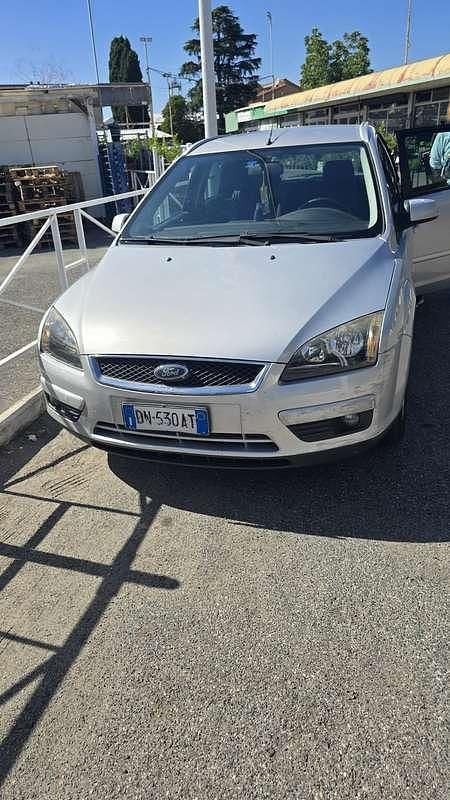 Usata Ford Focus 90 CV (66 kW) 2008 Argento Station wagon
