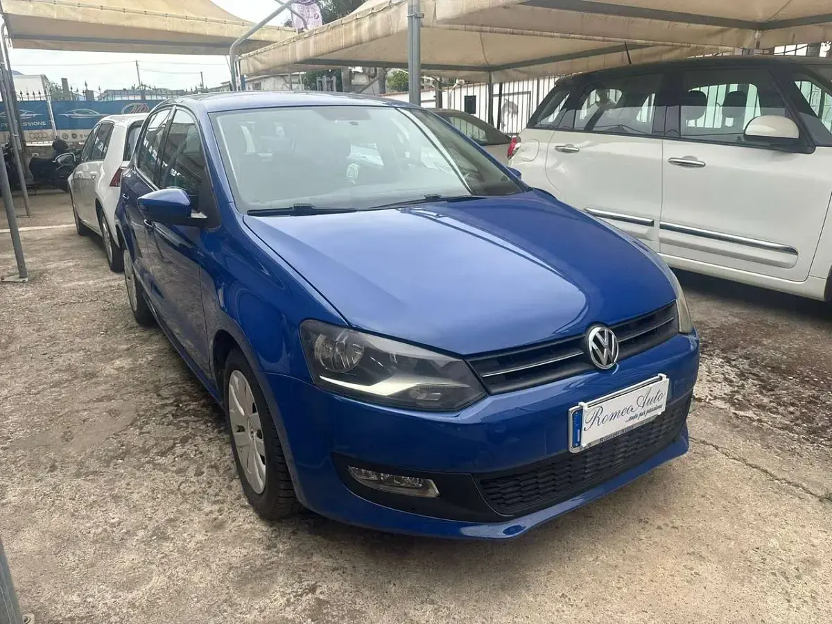 Usata VW Polo Comfortline 75 CV (55 kW) 2012 Blu/azzurro Utilitaria