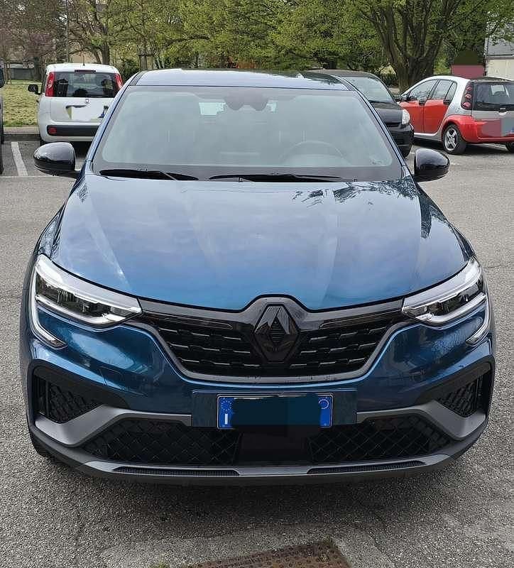 Usata Renault Arkana Engineered 145 CV (106 kW) 2024 Blu/azzurro SUV