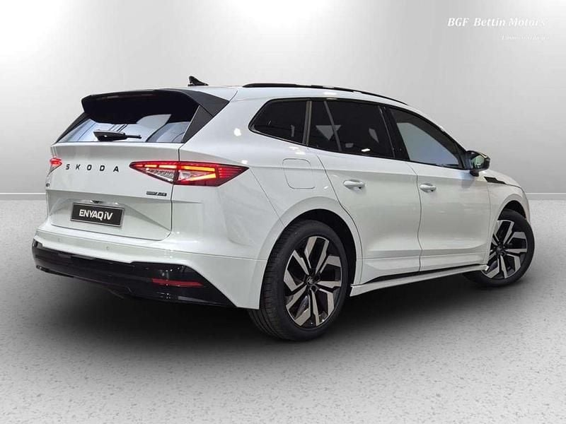 Nuova Skoda Enyaq iV SportLine 210 kW (286 CV) 2026 Bianco luna metallizzato SUV