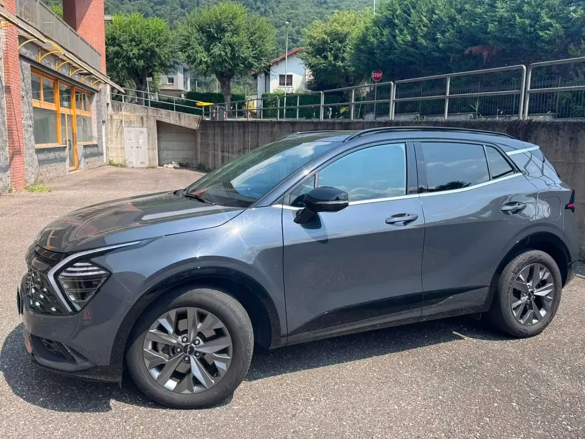 Usata Kia Sportage GT-Line 179 CV (131 kW) 2024 Grigio SUV