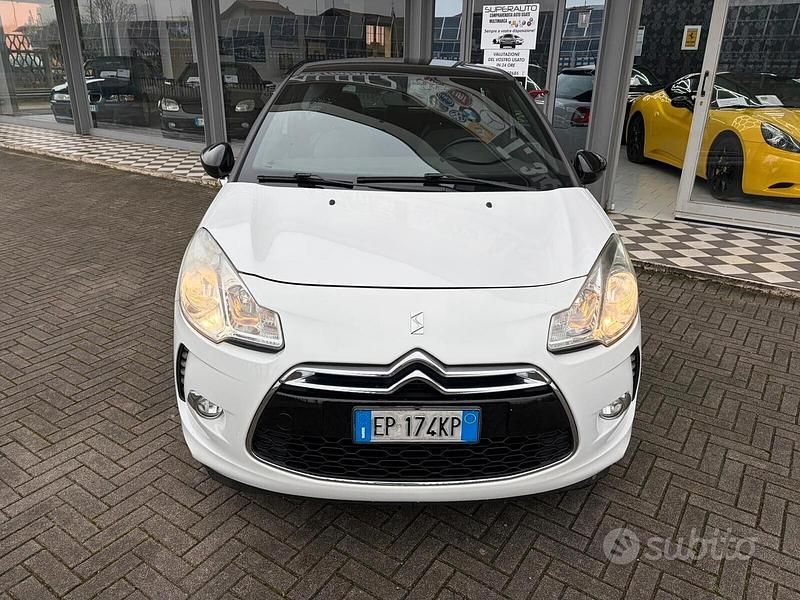 Usata DS Automobiles DS3 Chic 95 CV (69 kW) 2012 Bianco Coupé