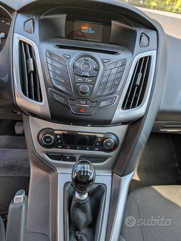 Begagnad Ford Focus 125 HK (91 kW) 2014 Kombi