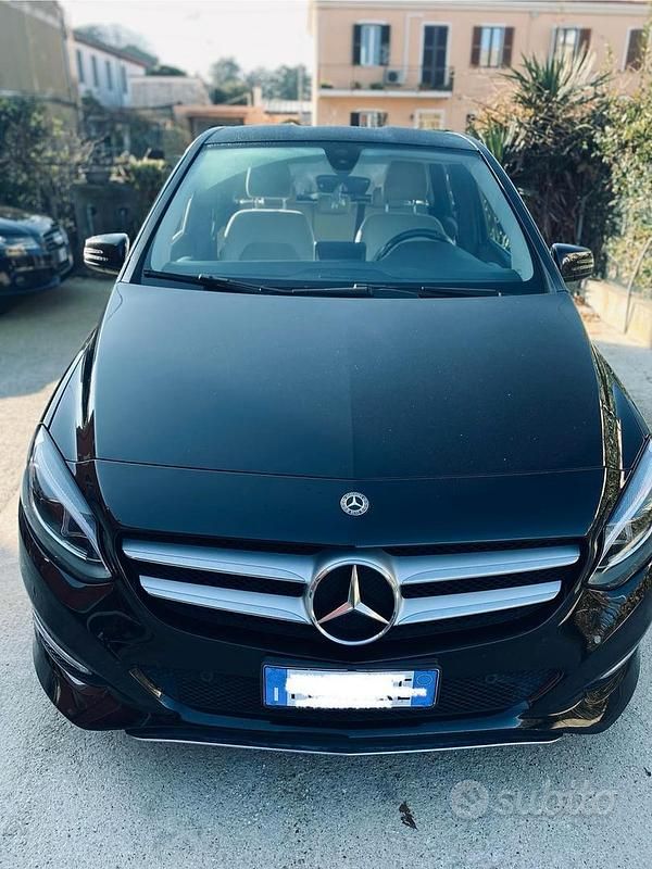 Usata Mercedes B160 95 CV (69 kW) 2018 Monovolume