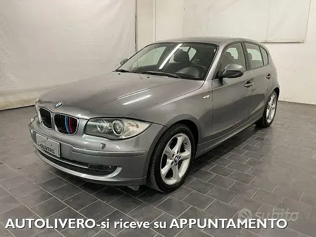 Usata BMW 118 143 CV (105 kW) 2011 Grigio Utilitaria