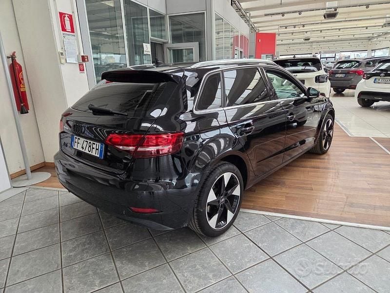 Usata Audi A3 Ambiente 110 CV (80 kW) 2016 Grigio Berlina