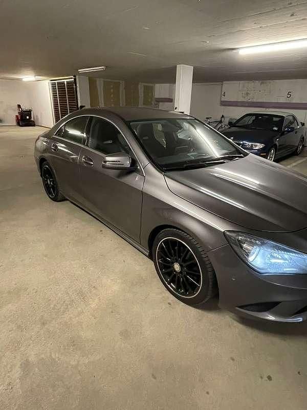 Usata 2017 Mercedes CLA220 Executive Berlina | 14.999 € (Super prezzo) - Immagine 1/4