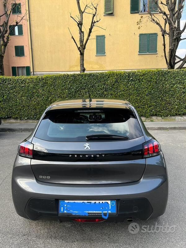 Usata Peugeot 208 Active 82 CV (60 kW) 2021 Grigio Utilitaria