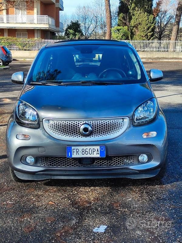 Grigio Usata 2018 Smart ForFour Passion Utilitaria | 11.900 € (Buon prezzo) - Immagine 1/4