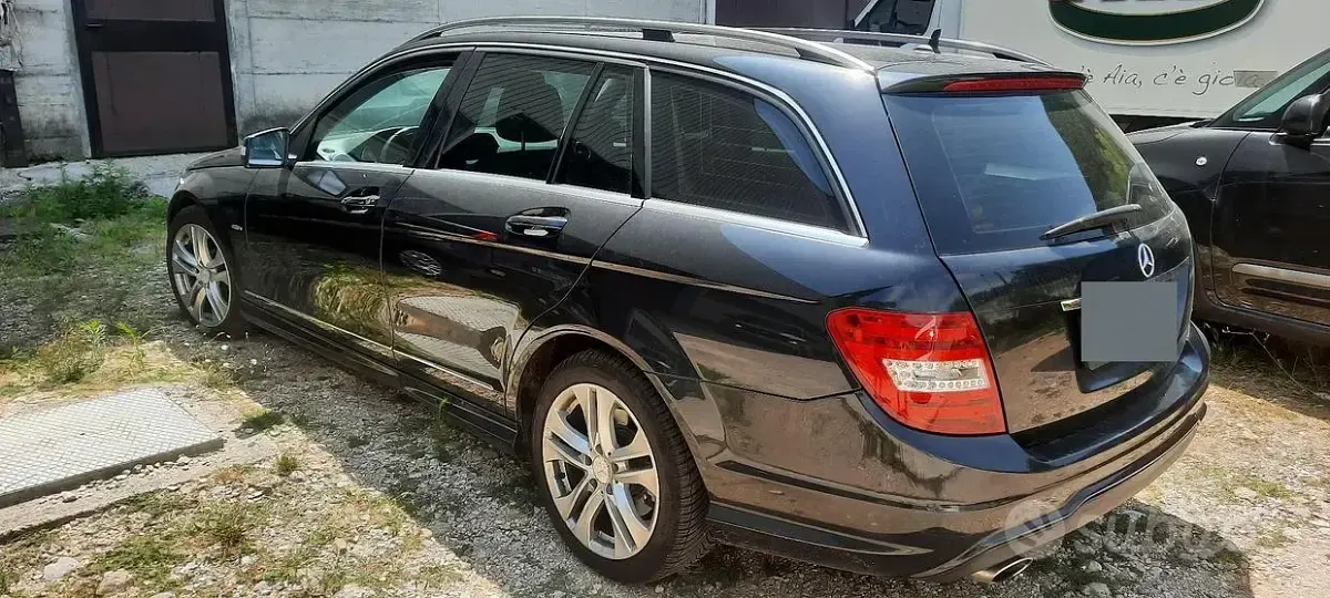Usata Mercedes C250 204 CV (150 kW) 2011 Nero Station wagon