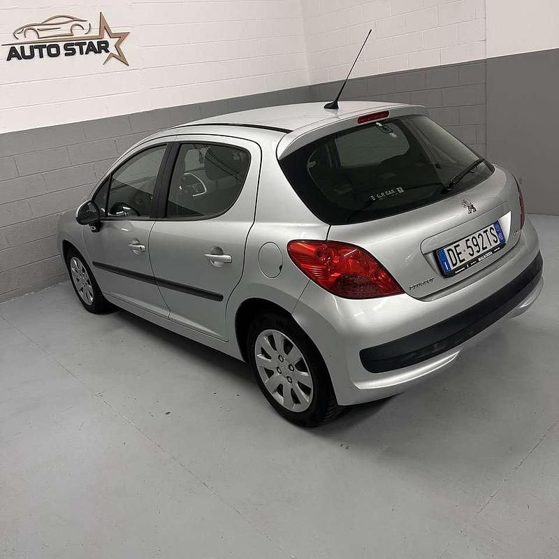 Usata Peugeot 207 68 CV (50 kW) 2007 Other Berlina