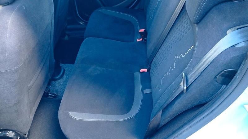 Usata Fiat Punto Street 75 CV (55 kW) 2015 Blu Utilitaria