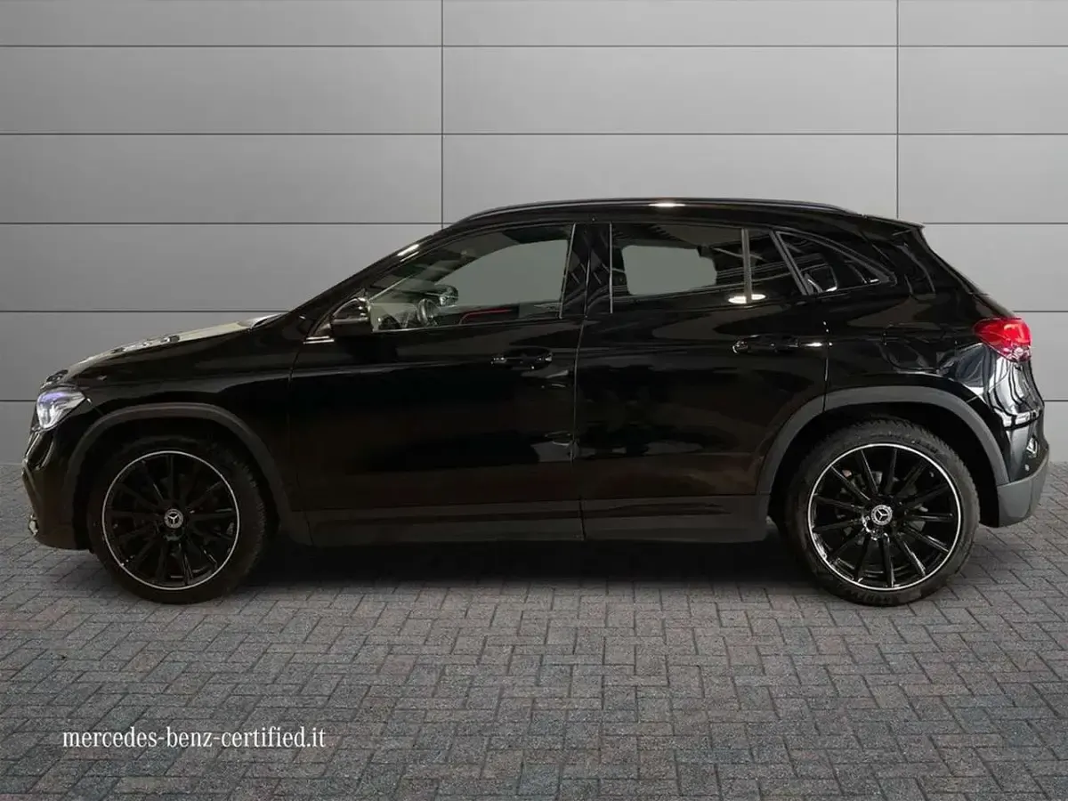 Usata Mercedes GLA200 Premium 150 CV (110 kW) 2023 Nero SUV