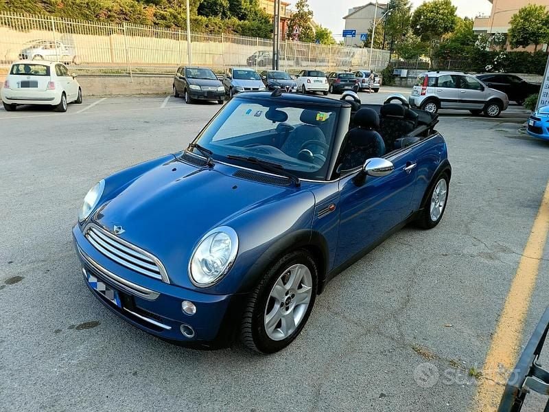 Usata Mini One Cabriolet 90 CV (66 kW) 2005 Blu Cabrio