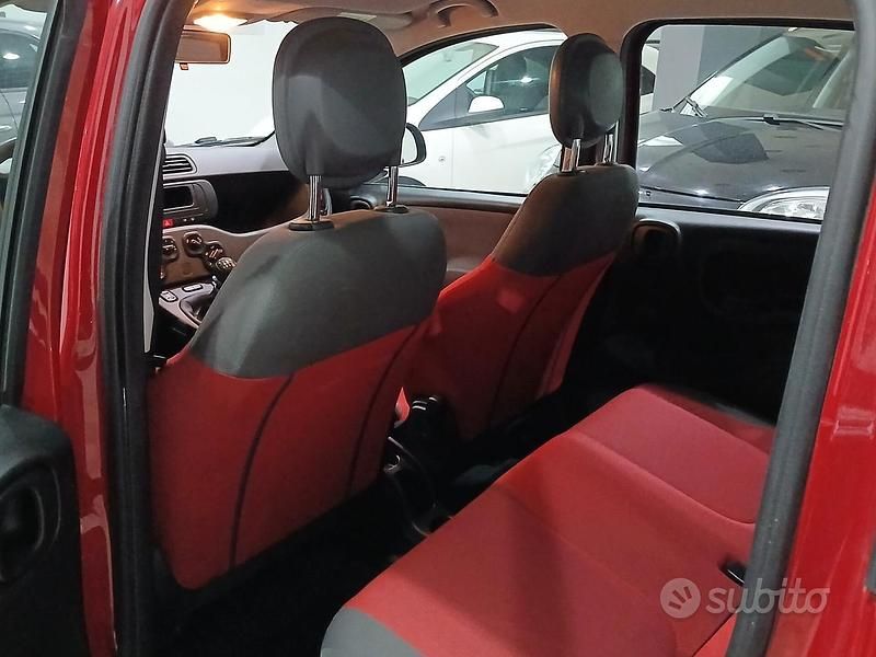 Usata Fiat Panda Pop 69 CV (50 kW) 2015 Rosso Berlina