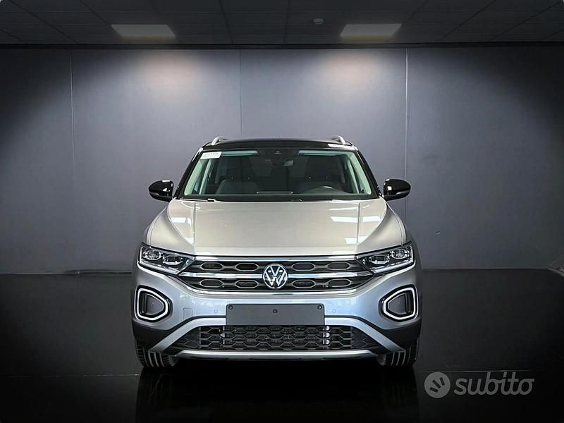 Usata VW T-Roc Style 150 CV (110 kW) 2023 Grigio SUV