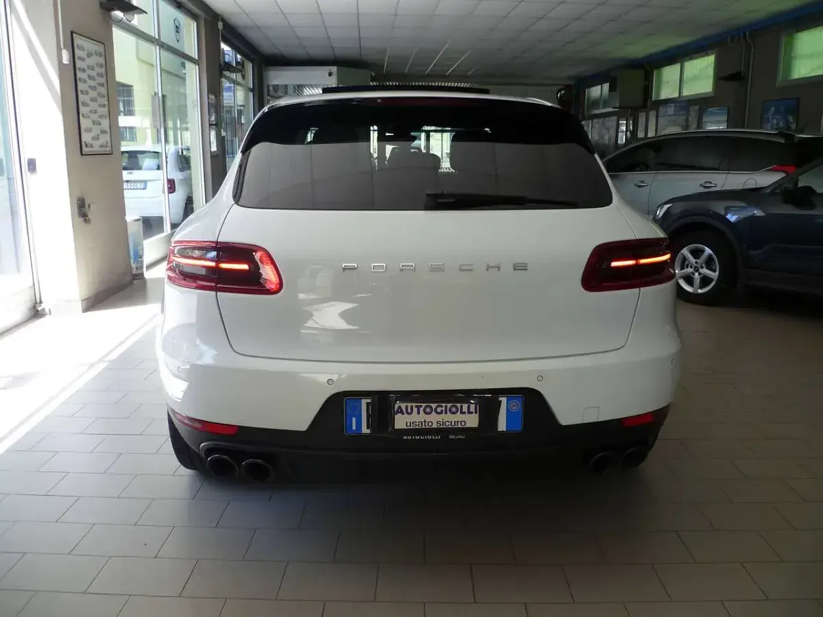 Usata Porsche Macan 252 CV (185 kW) 2018 Bianco SUV