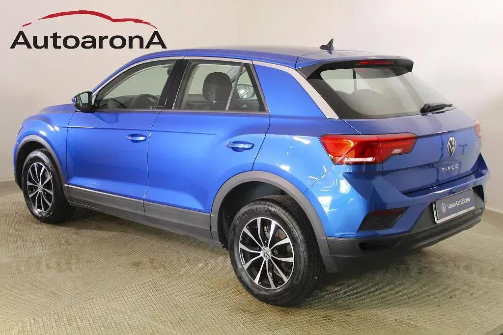 Usata VW T-Roc Business 110 CV (80 kW) 2021 Blu ravenna SUV