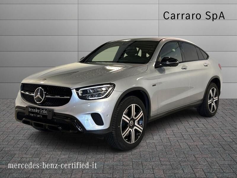 Argento metallizzato Usata 2021 Mercedes GLC300 Coupé | 40.400 € (Buon prezzo) - Immagine 1/4