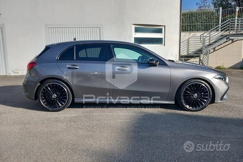 Usata Mercedes A180 Advanced Plus 116 CV (85 kW) 2023 Grigio Utilitaria