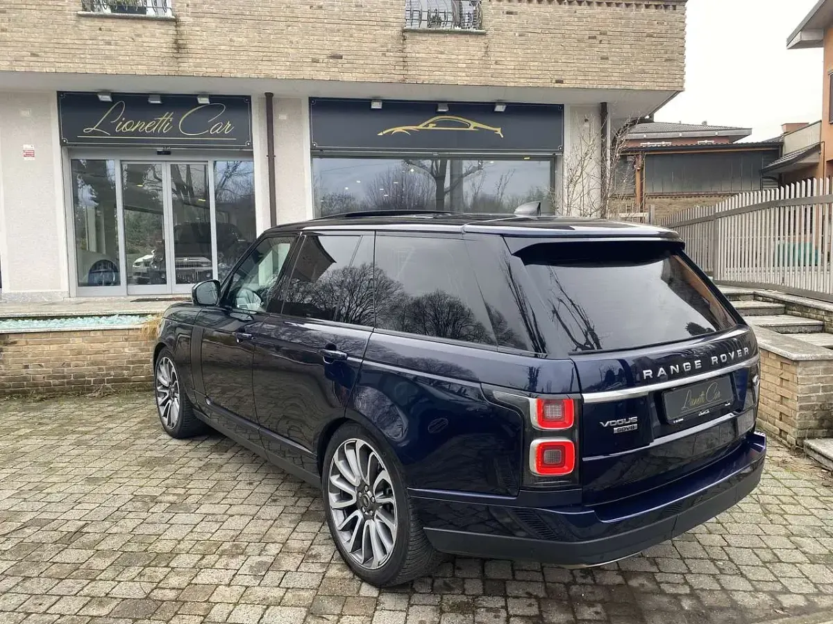 Usata Land Rover Range Rover Vogue 340 CV (250 kW) 2019 Blu/azzurro SUV