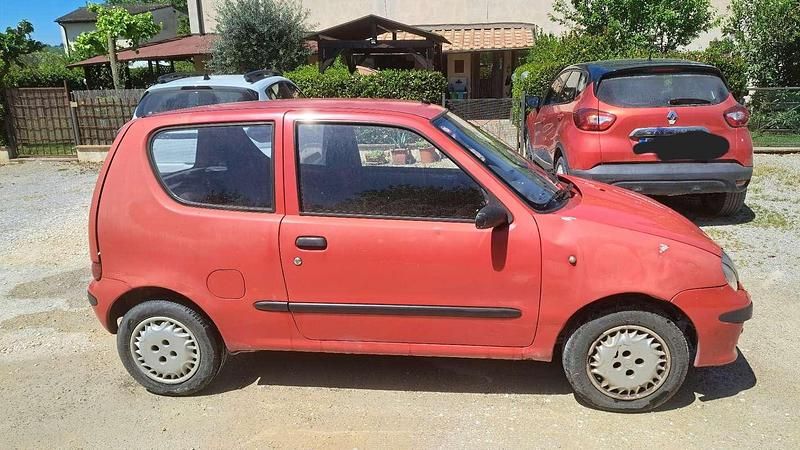 Usata Fiat 600 54 CV (39 kW) 2011 Utilitaria