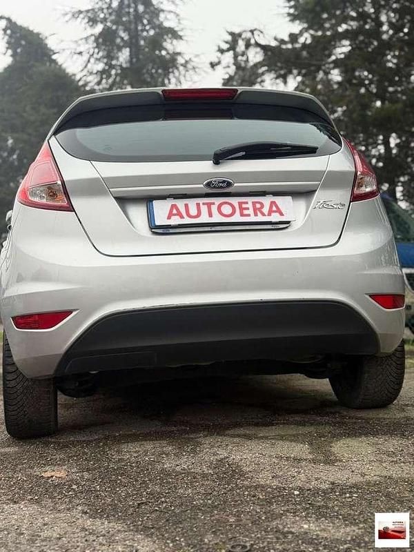 Usata Ford Fiesta Titanium 95 CV (69 kW) 2016 Bianco Berlina