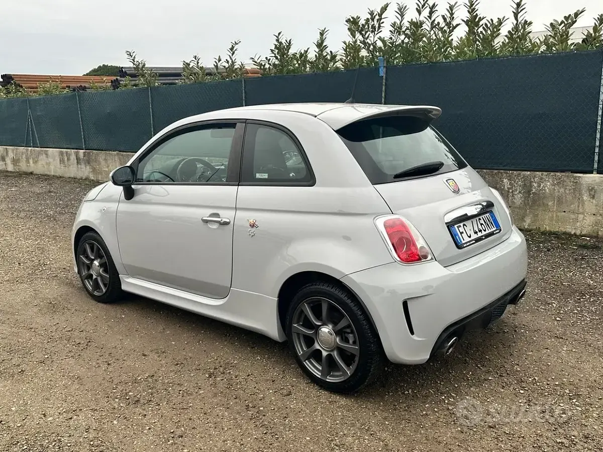 Usata Abarth 595 140 CV (102 kW) 2016 Grigio Coupé