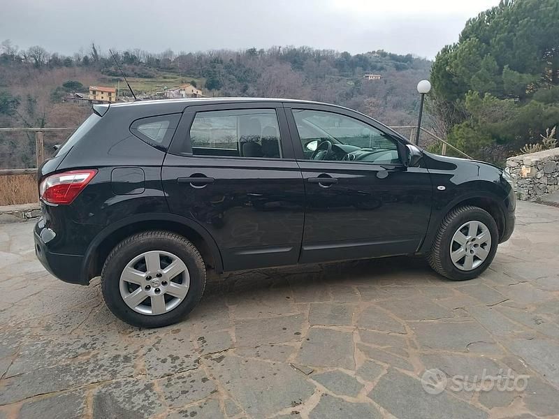 Usata Nissan Qashqai 2013 Nero SUV