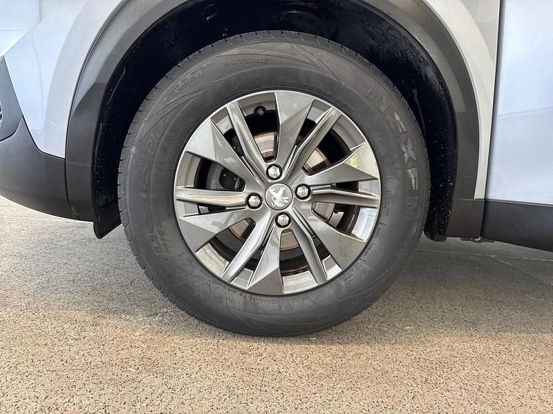 Usata Peugeot 2008 Active 131 CV (96 kW) 2023 Grigio SUV